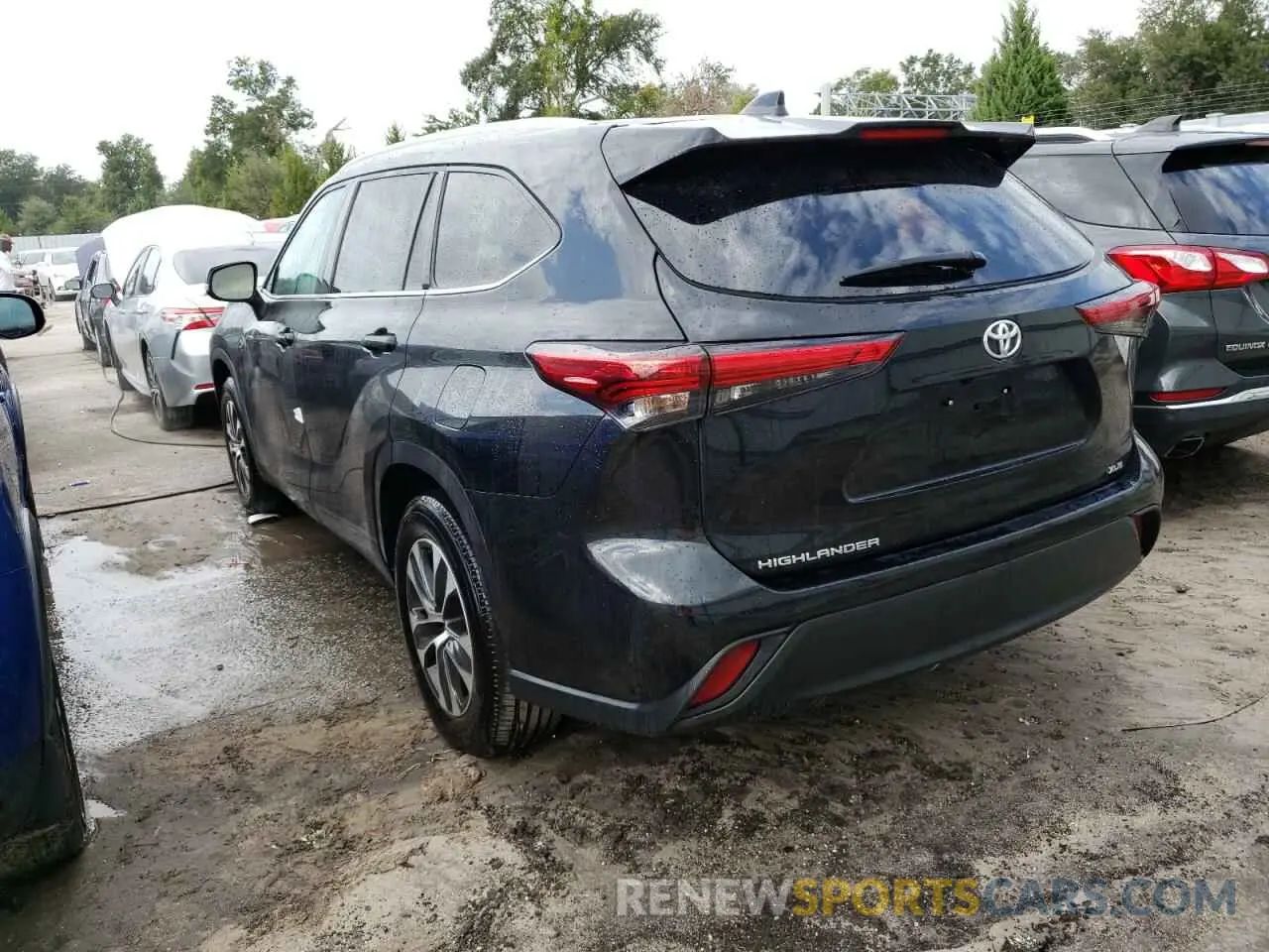 3 fotografías del automóvil dañado 5TDGZRAH7MS080042 TOYOTA HIGHLANDER 2021