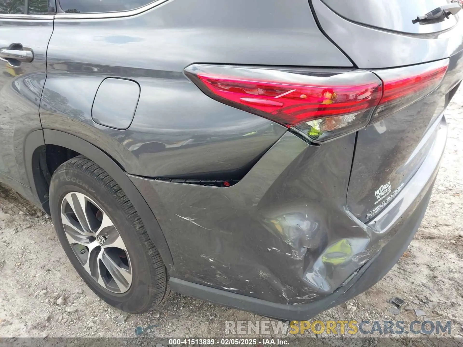 17 fotografías del automóvil dañado 5TDGZRAH7MS516632 TOYOTA HIGHLANDER 2021