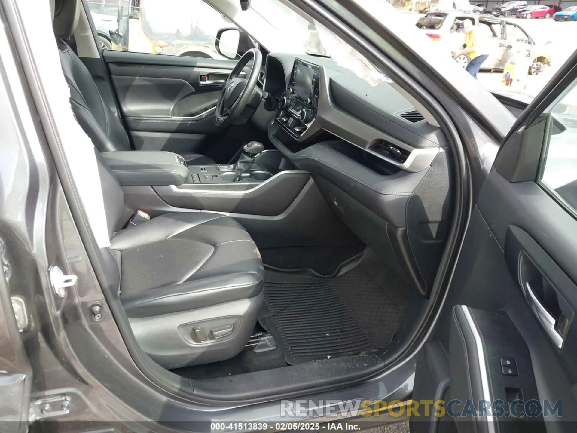 5 fotografías del automóvil dañado 5TDGZRAH7MS516632 TOYOTA HIGHLANDER 2021