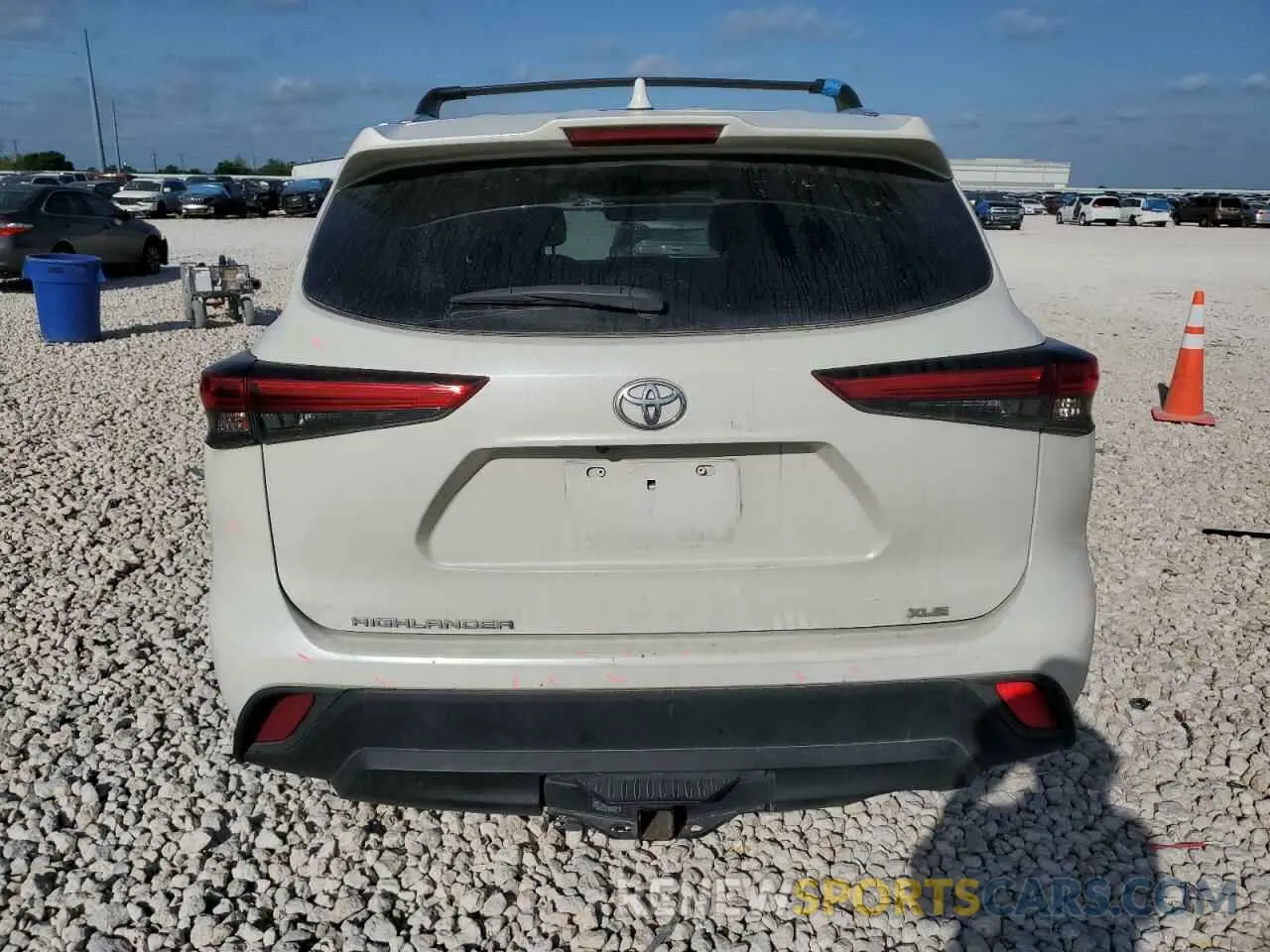 6 fotografías del automóvil dañado 5TDGZRAH7MS526870 TOYOTA HIGHLANDER 2021