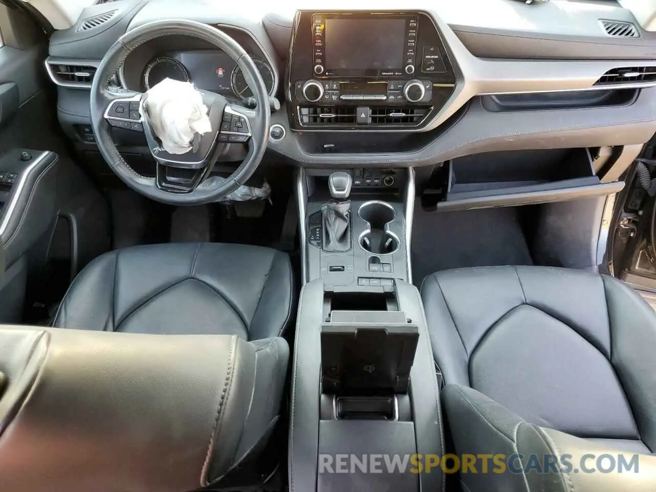 8 fotografías del automóvil dañado 5TDGZRAH8MS044330 TOYOTA HIGHLANDER 2021
