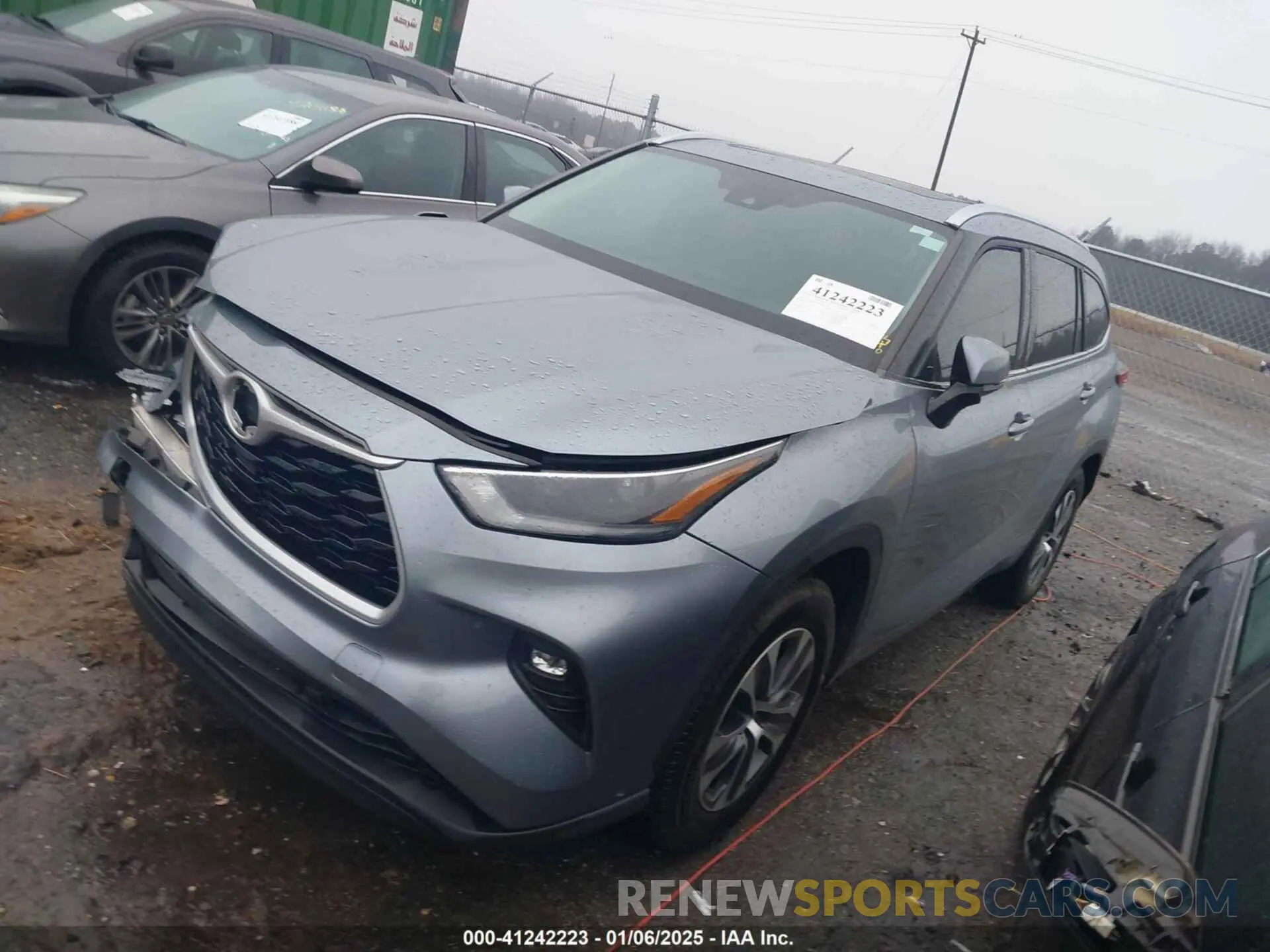 2 fotografías del automóvil dañado 5TDGZRAH8MS050919 TOYOTA HIGHLANDER 2021