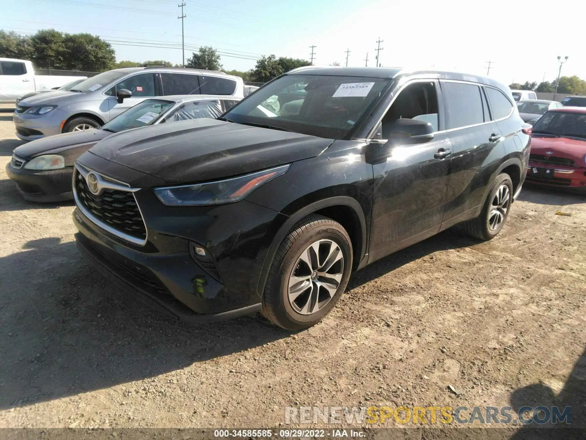 2 fotografías del automóvil dañado 5TDGZRAH9MS516714 TOYOTA HIGHLANDER 2021
