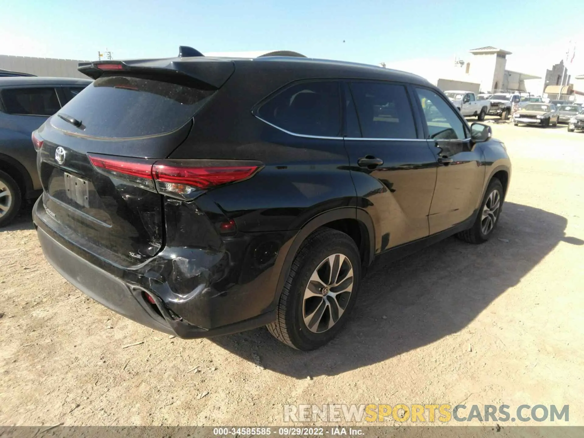 4 fotografías del automóvil dañado 5TDGZRAH9MS516714 TOYOTA HIGHLANDER 2021
