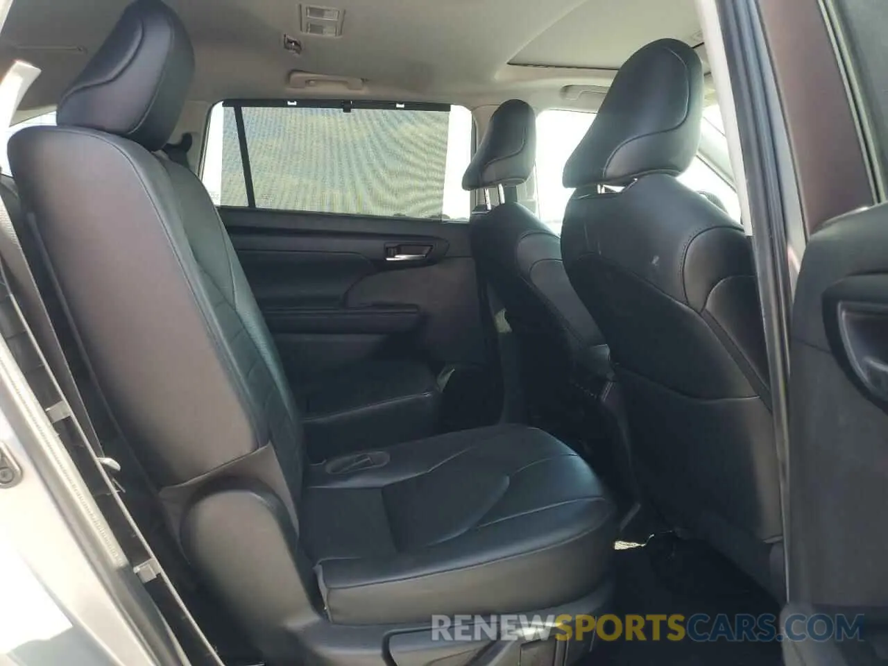 11 fotografías del automóvil dañado 5TDGZRAHXMS034396 TOYOTA HIGHLANDER 2021