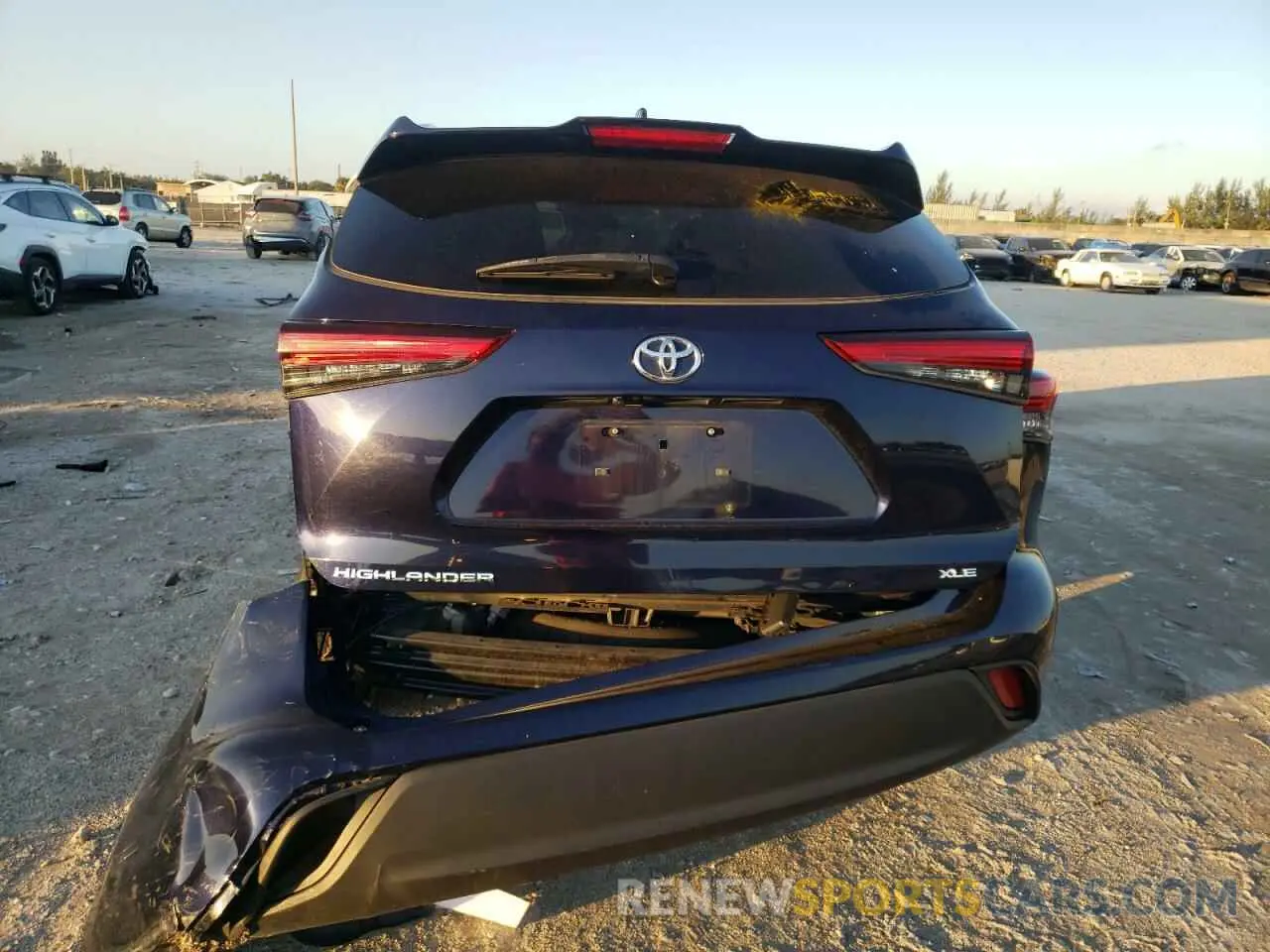 6 fotografías del automóvil dañado 5TDGZRAHXMS518164 TOYOTA HIGHLANDER 2021