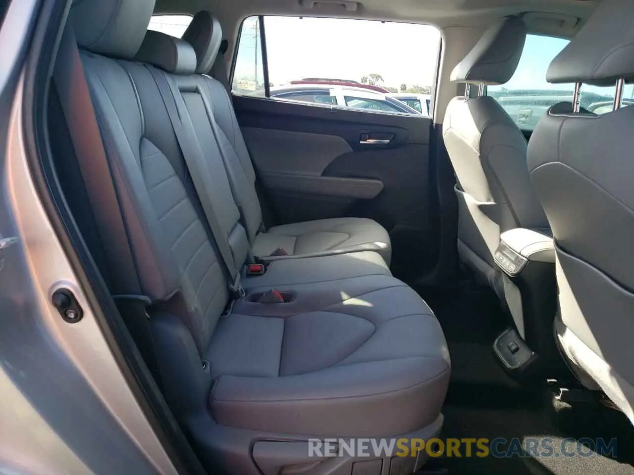 6 fotografías del automóvil dañado 5TDGZRAHXMS523266 TOYOTA HIGHLANDER 2021