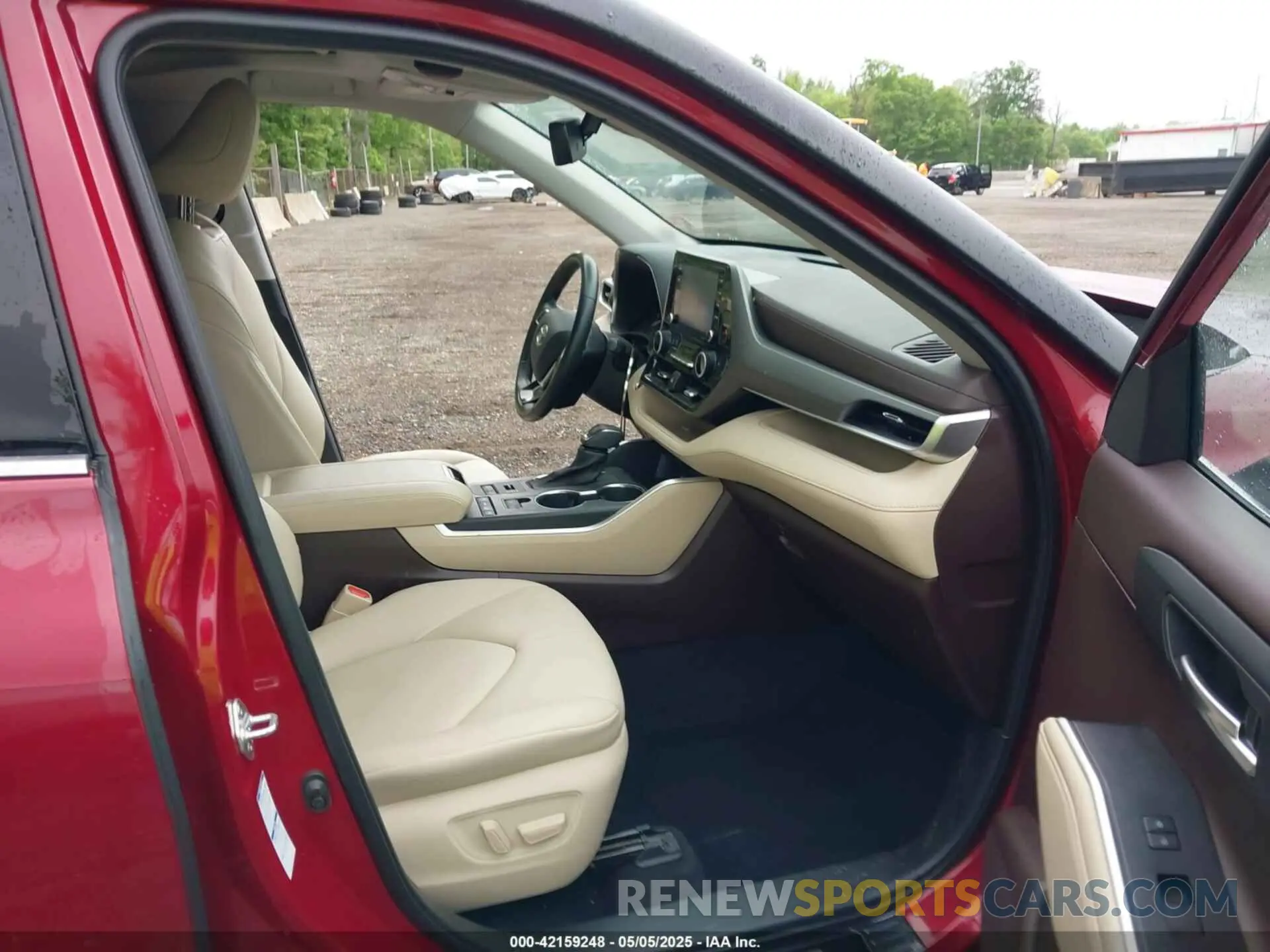5 fotografías del automóvil dañado 5TDGZRBH0MS132061 TOYOTA HIGHLANDER 2021