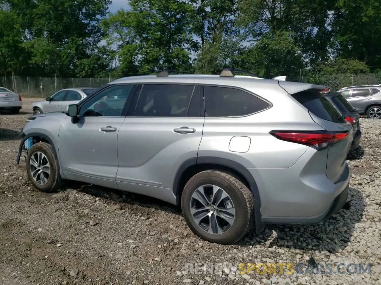2 fotografías del automóvil dañado 5TDGZRBH0MS138927 TOYOTA HIGHLANDER 2021
