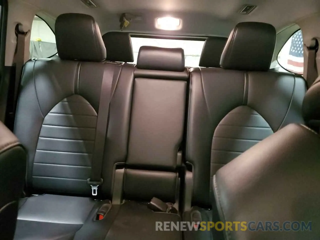 10 fotografías del automóvil dañado 5TDGZRBH0MS144775 TOYOTA HIGHLANDER 2021