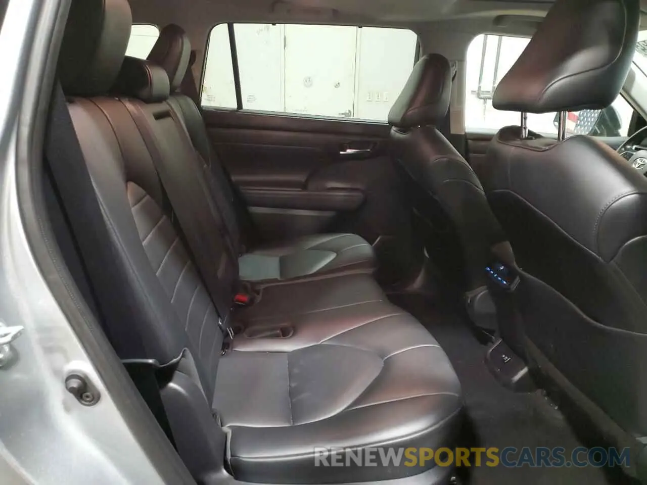 11 fotografías del automóvil dañado 5TDGZRBH0MS144775 TOYOTA HIGHLANDER 2021