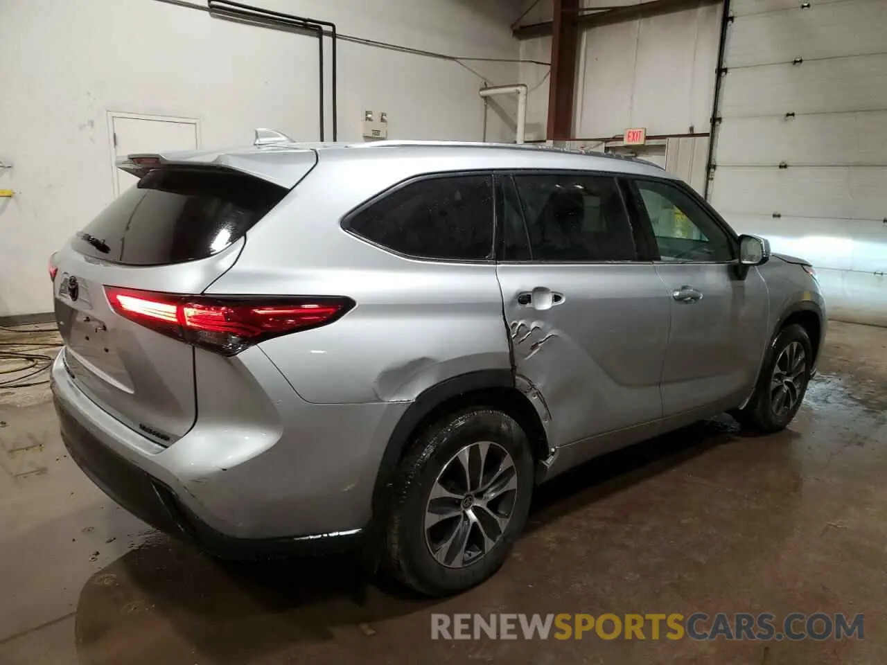 3 fotografías del automóvil dañado 5TDGZRBH0MS144775 TOYOTA HIGHLANDER 2021