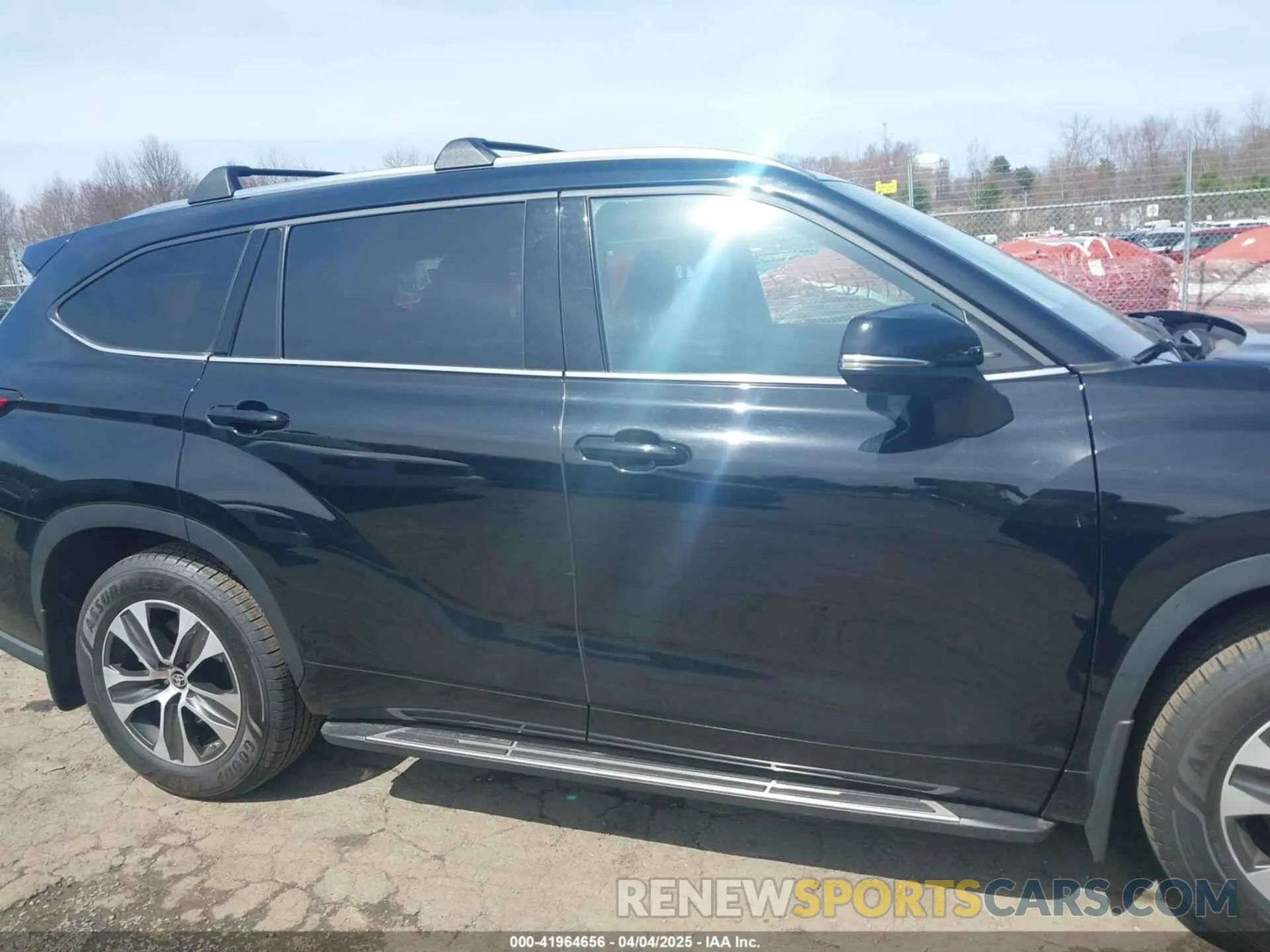 13 fotografías del automóvil dañado 5TDGZRBH0MS527146 TOYOTA HIGHLANDER 2021