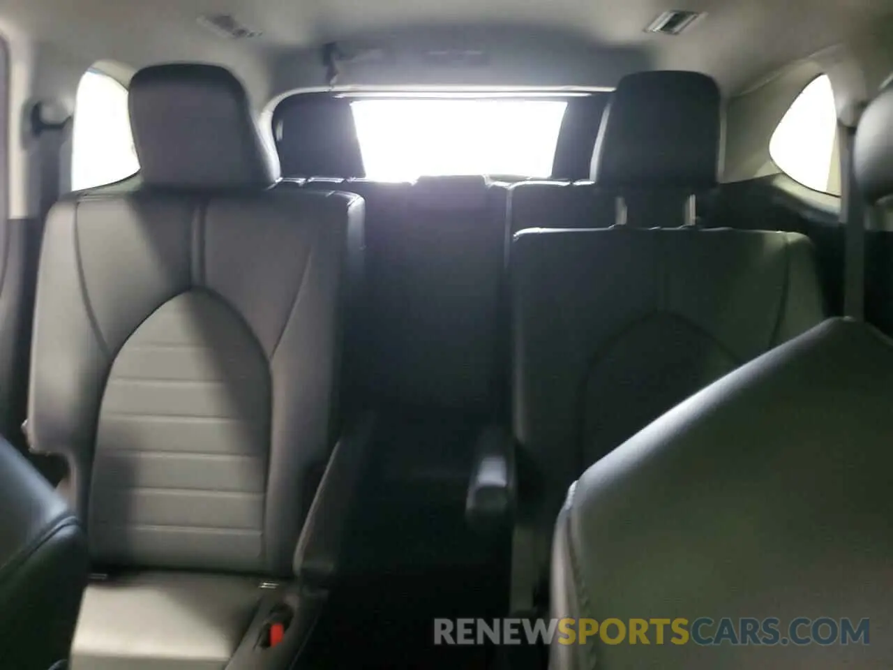 10 fotografías del automóvil dañado 5TDGZRBH1MS057578 TOYOTA HIGHLANDER 2021