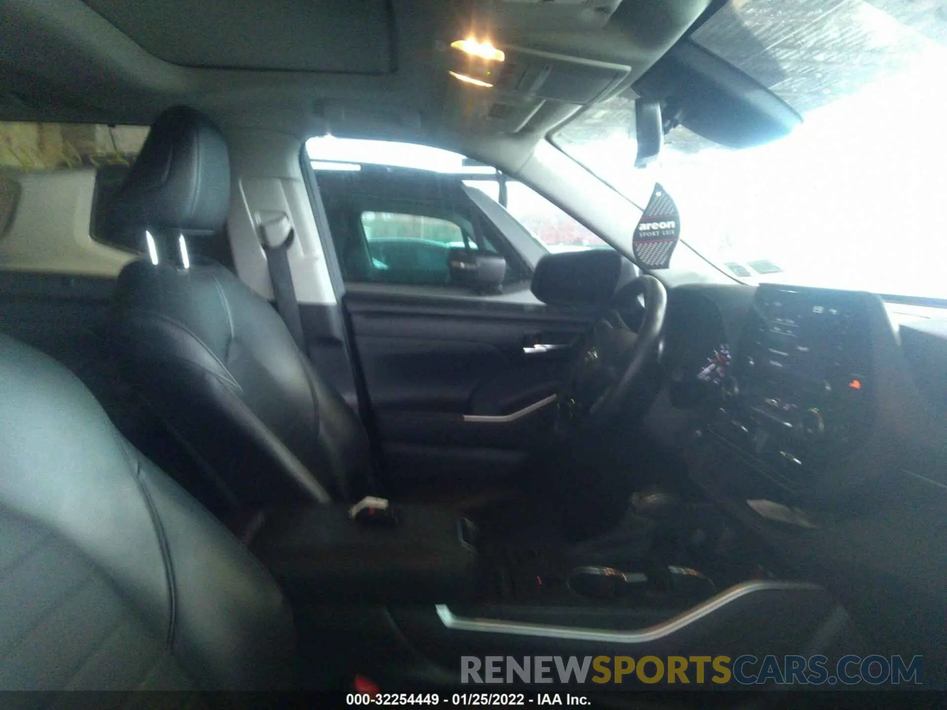 5 fotografías del automóvil dañado 5TDGZRBH1MS110604 TOYOTA HIGHLANDER 2021