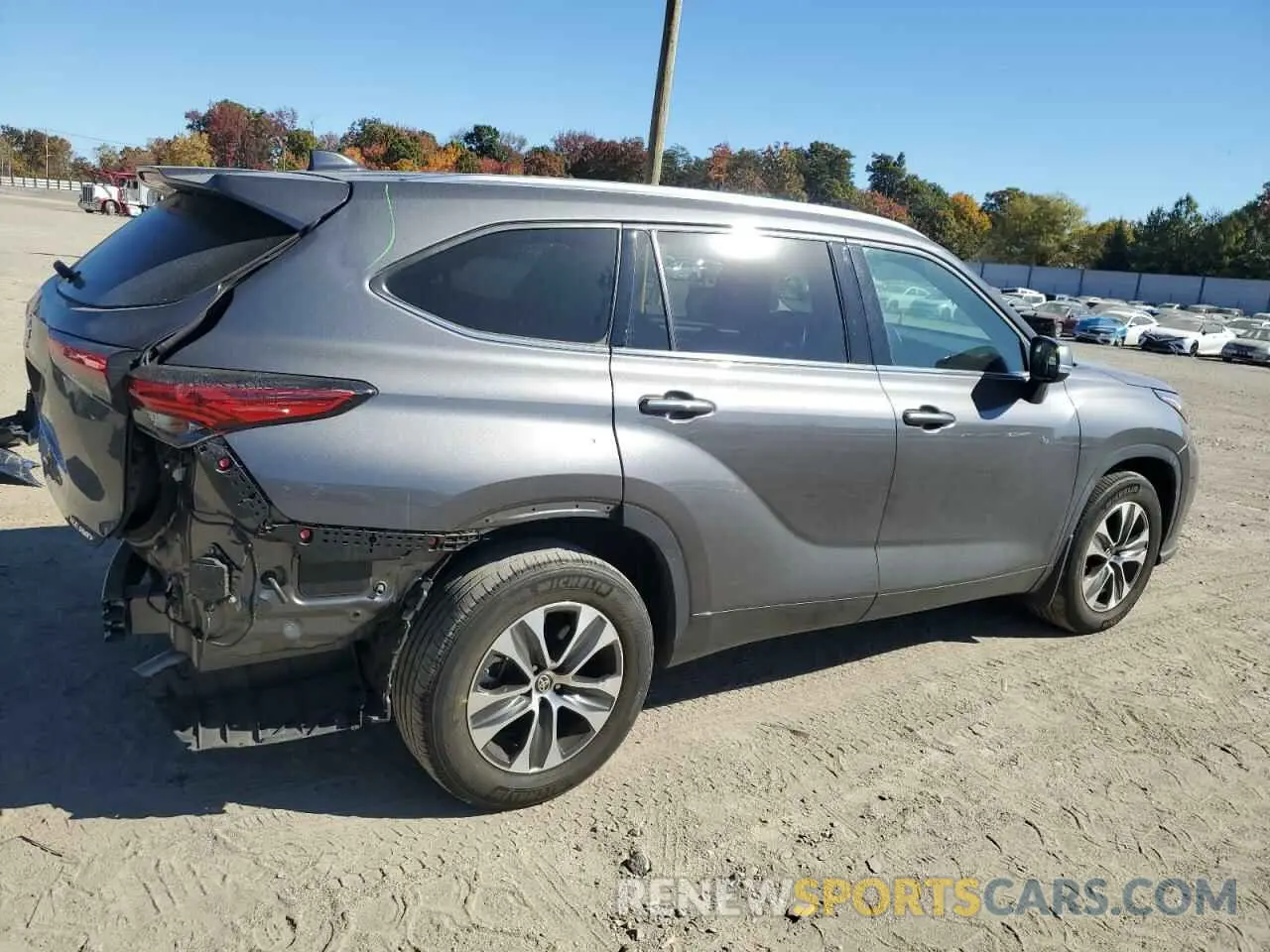 3 fotografías del automóvil dañado 5TDGZRBH1MS540049 TOYOTA HIGHLANDER 2021