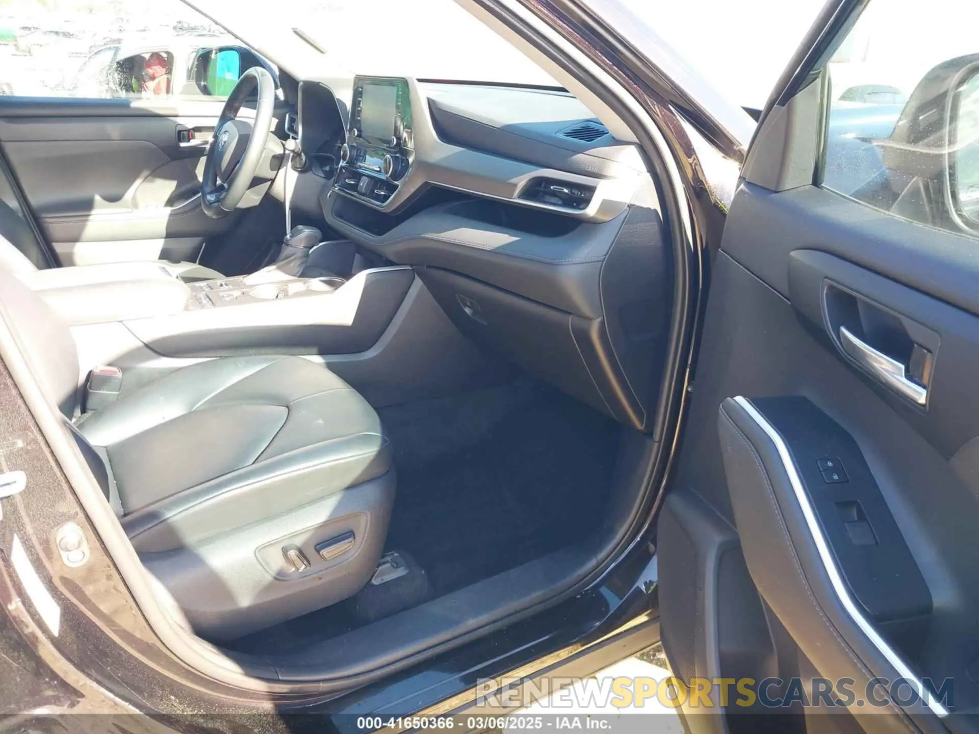 5 fotografías del automóvil dañado 5TDGZRBH2MS105170 TOYOTA HIGHLANDER 2021