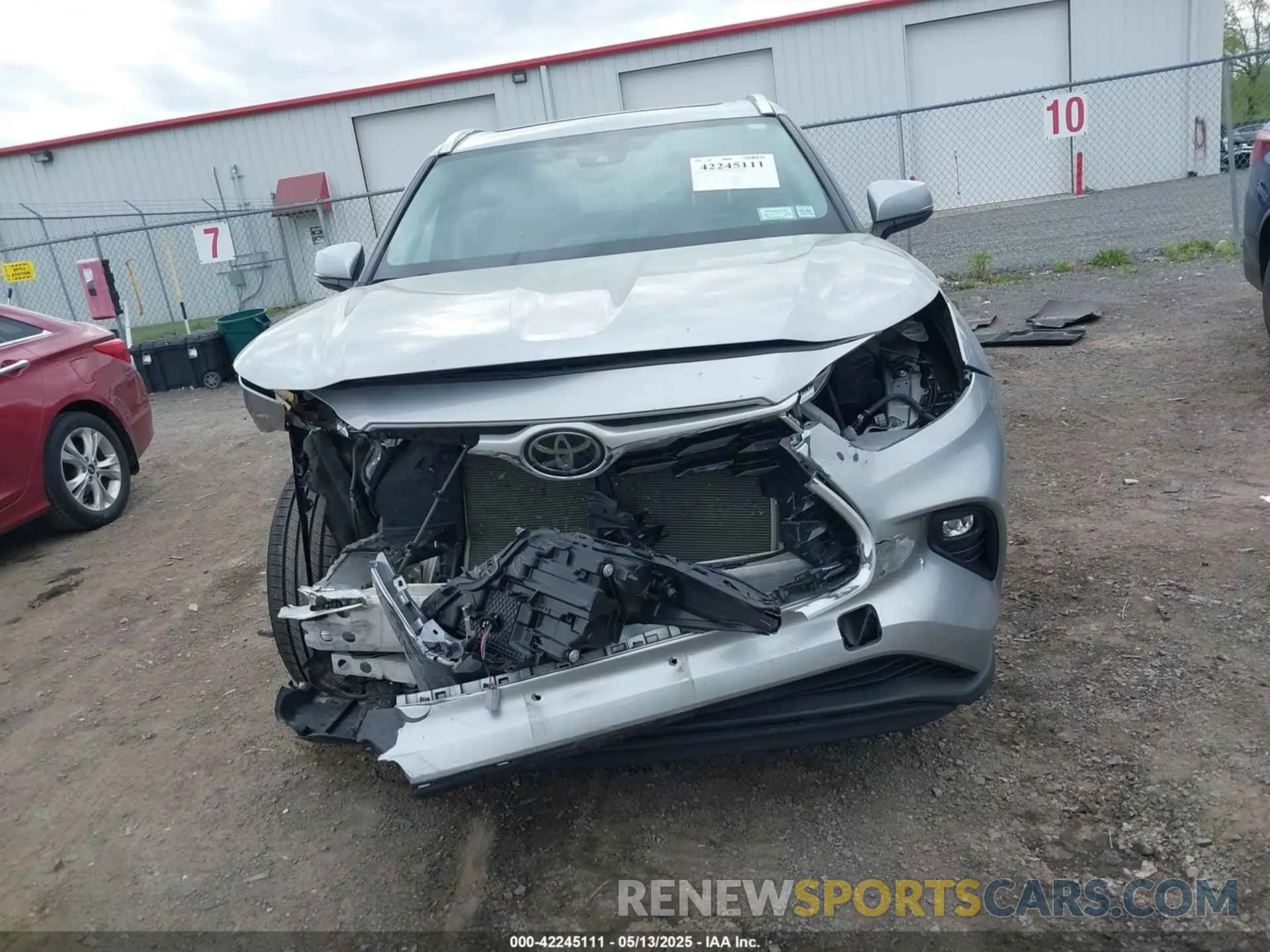 13 fotografías del automóvil dañado 5TDGZRBH2MS106593 TOYOTA HIGHLANDER 2021