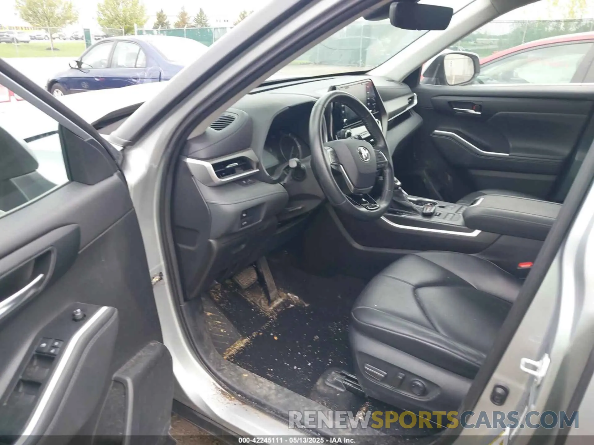 5 fotografías del automóvil dañado 5TDGZRBH2MS106593 TOYOTA HIGHLANDER 2021