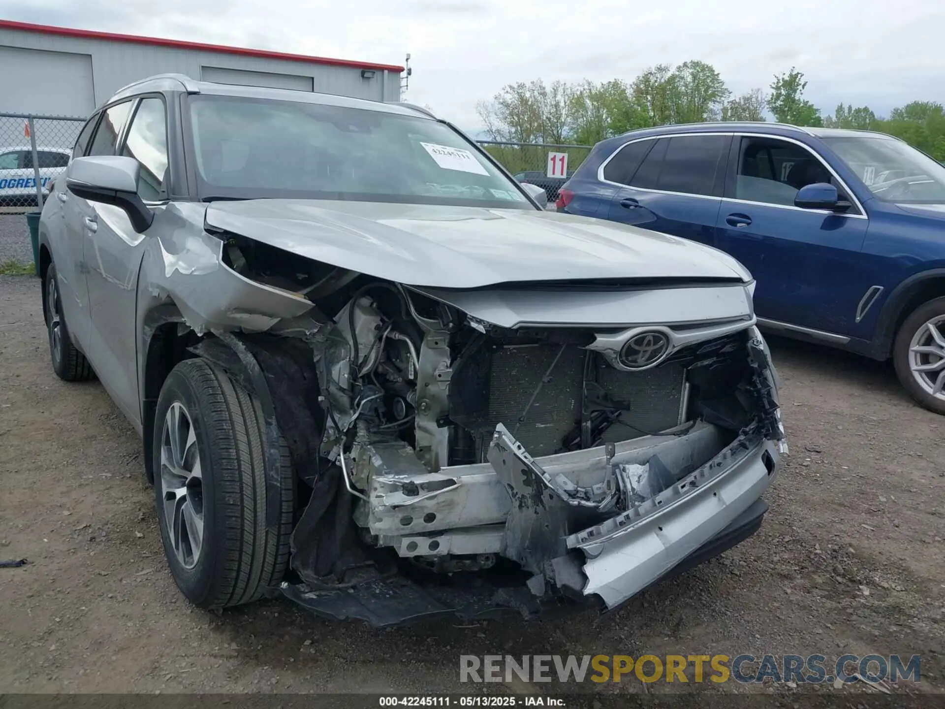 6 fotografías del automóvil dañado 5TDGZRBH2MS106593 TOYOTA HIGHLANDER 2021