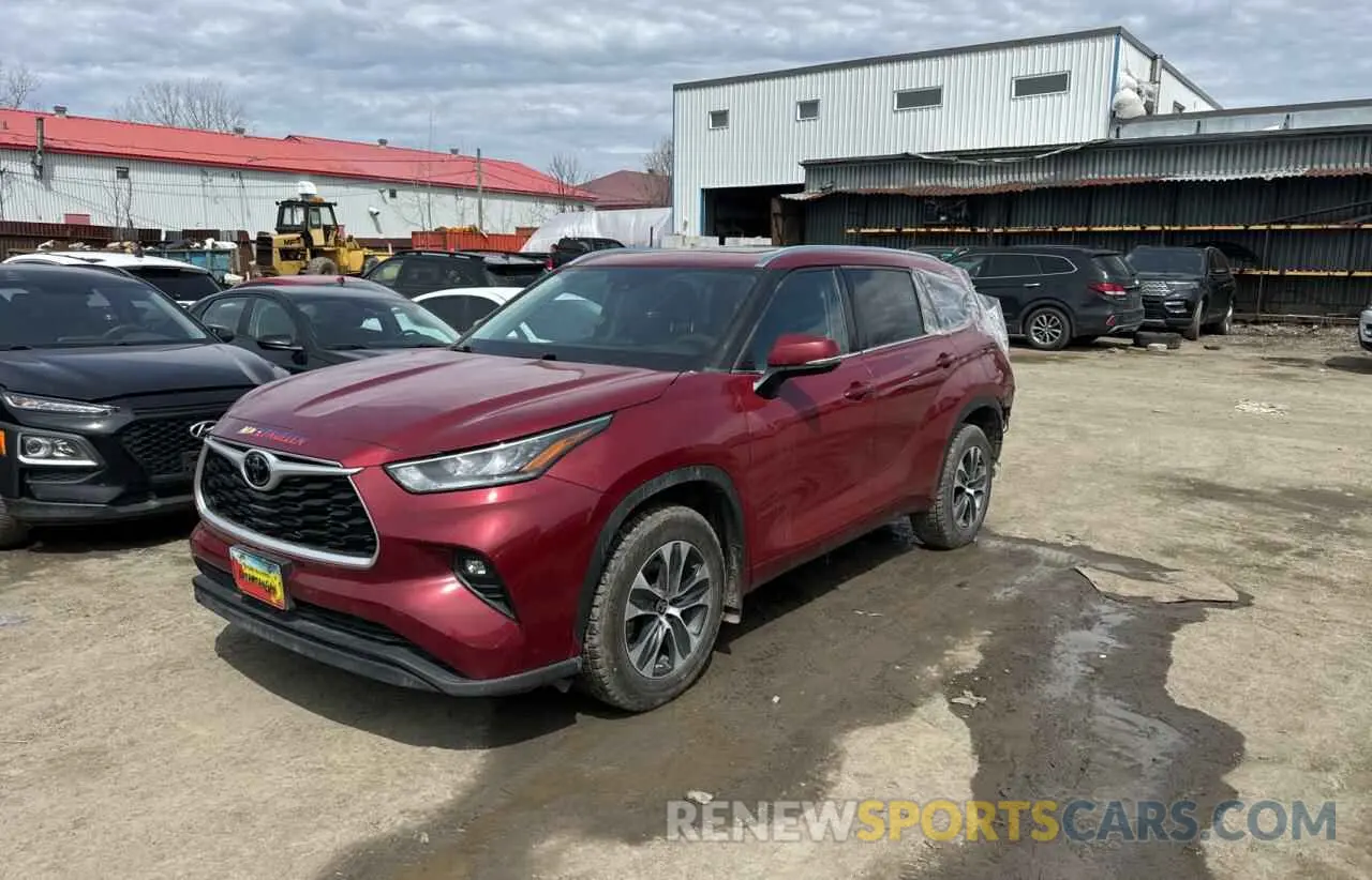 2 fotografías del automóvil dañado 5TDGZRBH2MS121112 TOYOTA HIGHLANDER 2021