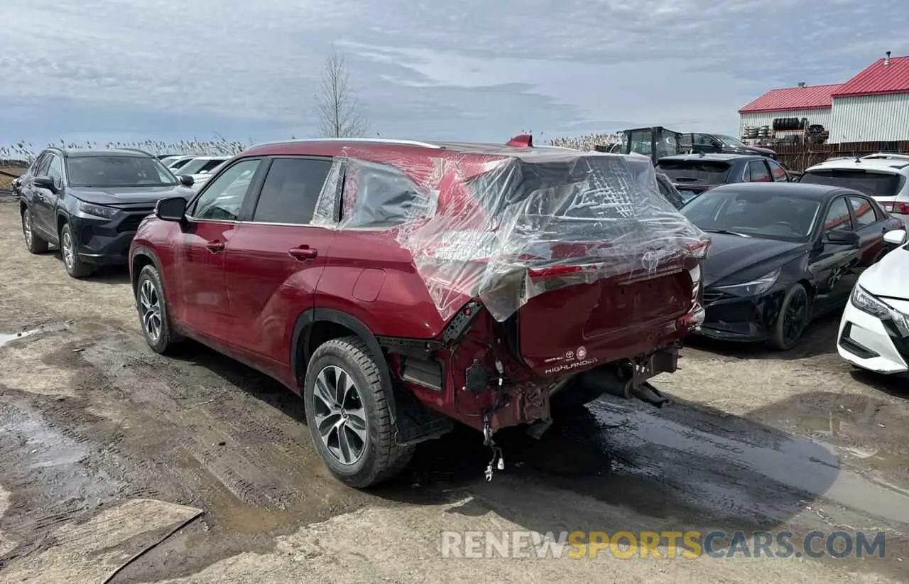 3 fotografías del automóvil dañado 5TDGZRBH2MS121112 TOYOTA HIGHLANDER 2021