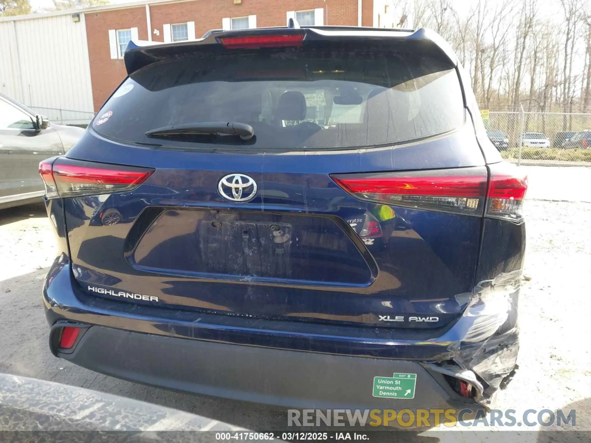 16 fotografías del automóvil dañado 5TDGZRBH2MS142347 TOYOTA HIGHLANDER 2021