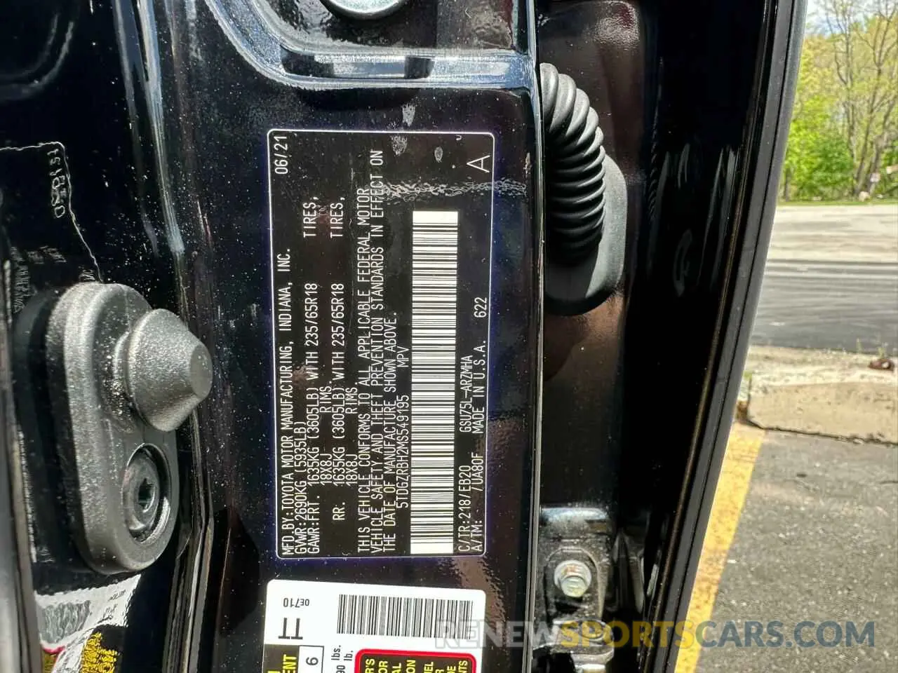 10 fotografías del automóvil dañado 5TDGZRBH2MS549195 TOYOTA HIGHLANDER 2021