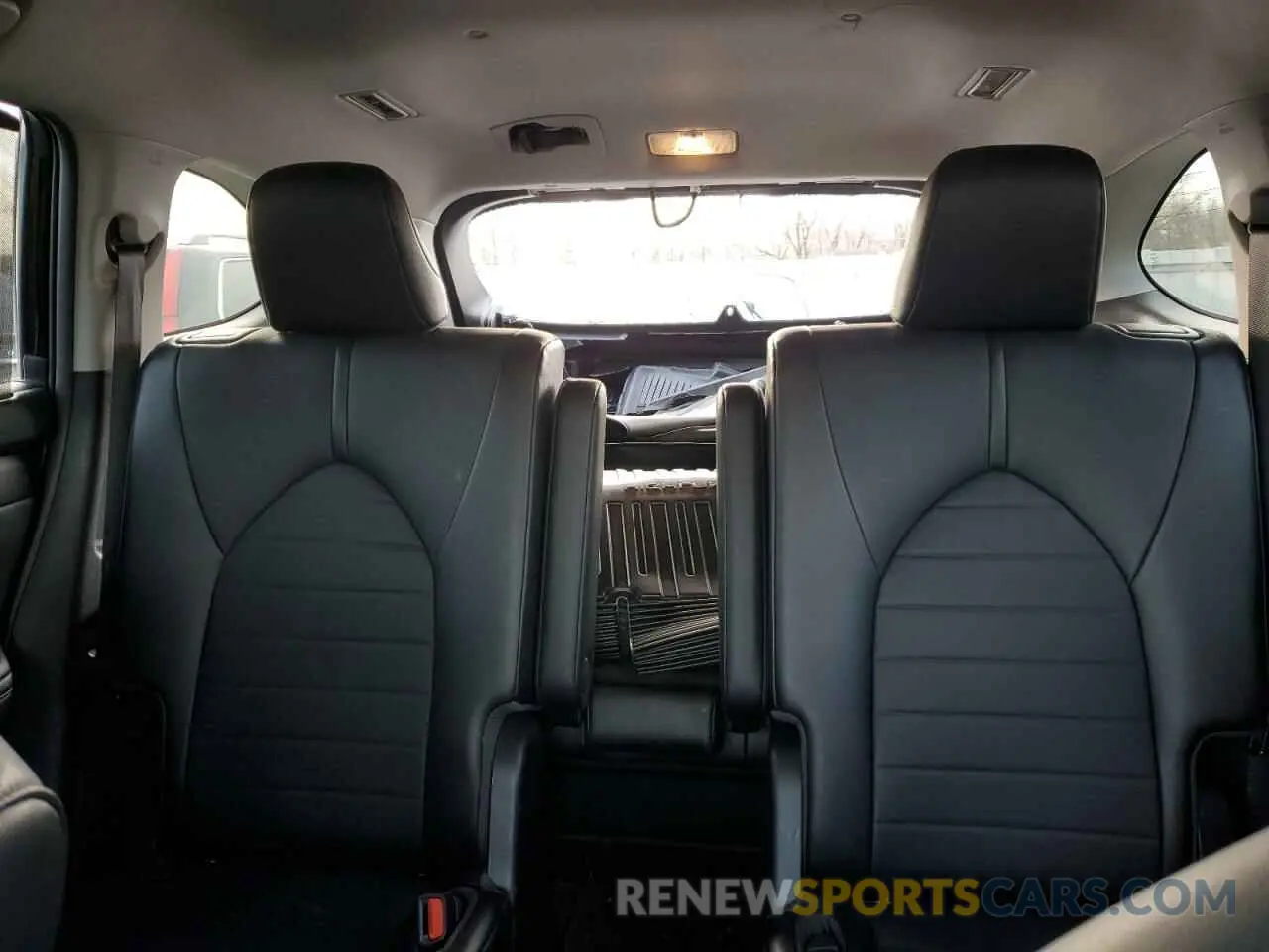 10 fotografías del automóvil dañado 5TDGZRBH3MS076813 TOYOTA HIGHLANDER 2021
