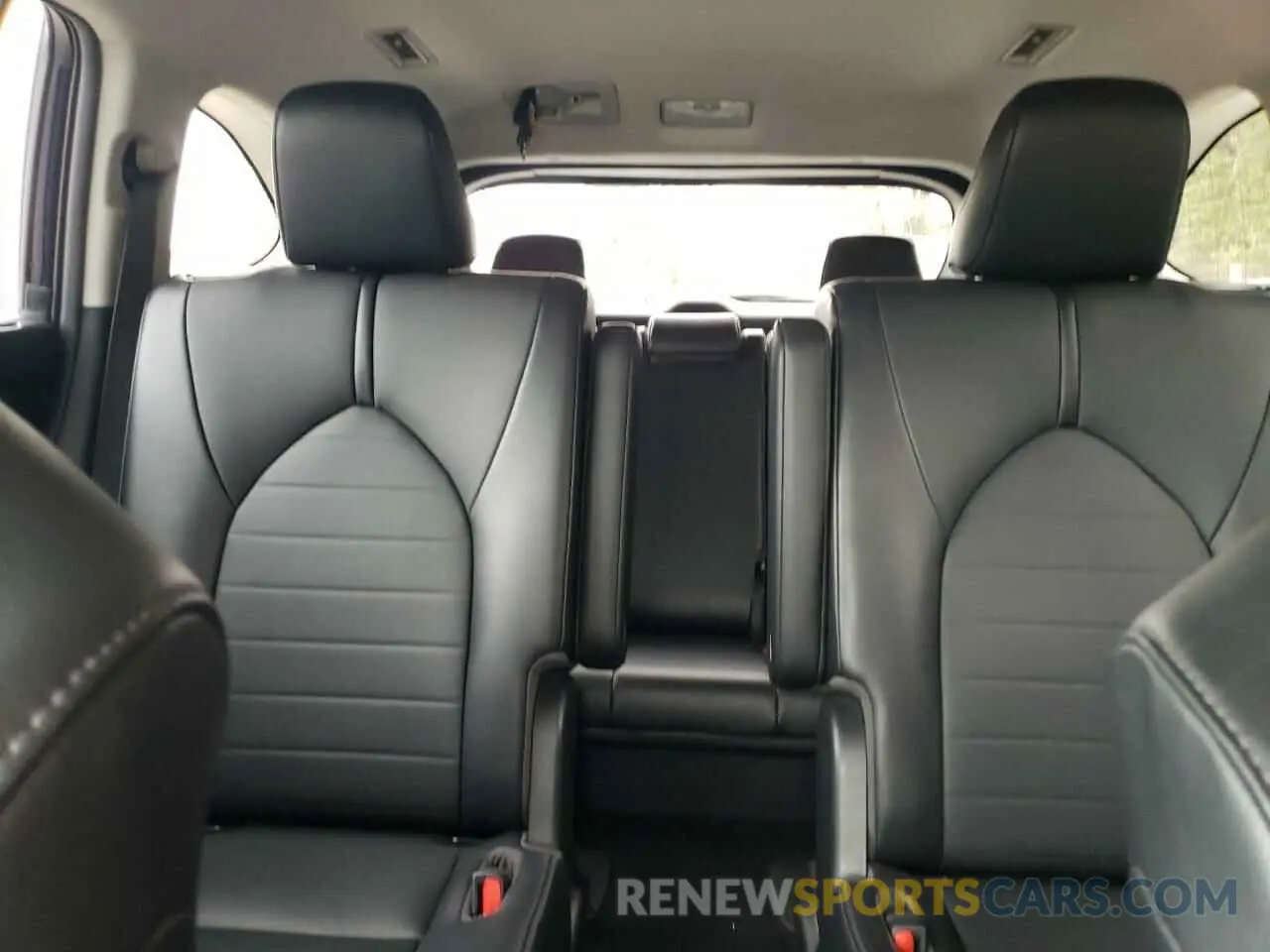 10 fotografías del automóvil dañado 5TDGZRBH3MS524242 TOYOTA HIGHLANDER 2021