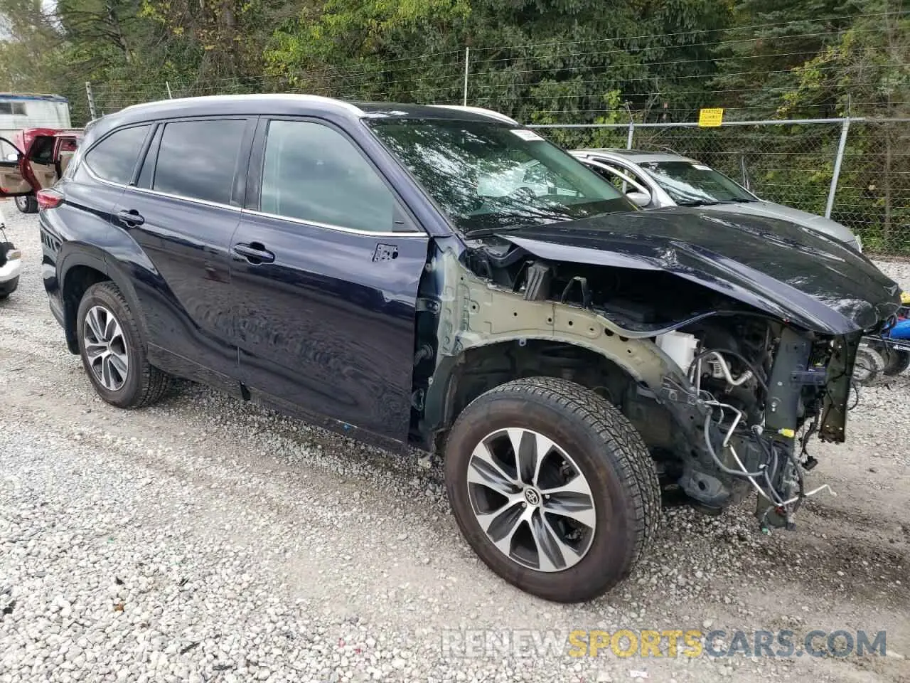 4 fotografías del automóvil dañado 5TDGZRBH3MS524242 TOYOTA HIGHLANDER 2021