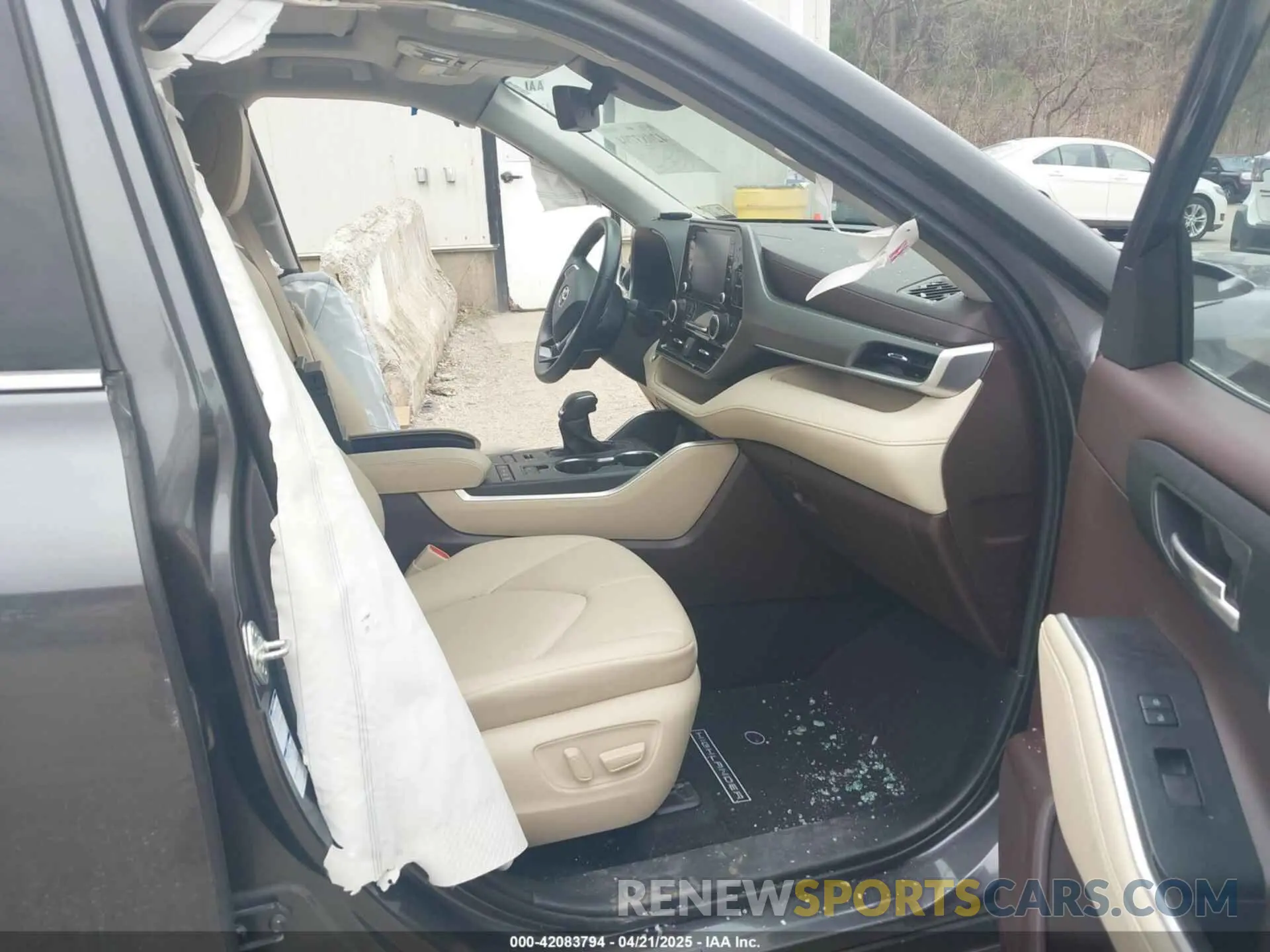 5 fotografías del automóvil dañado 5TDGZRBH3MS530462 TOYOTA HIGHLANDER 2021