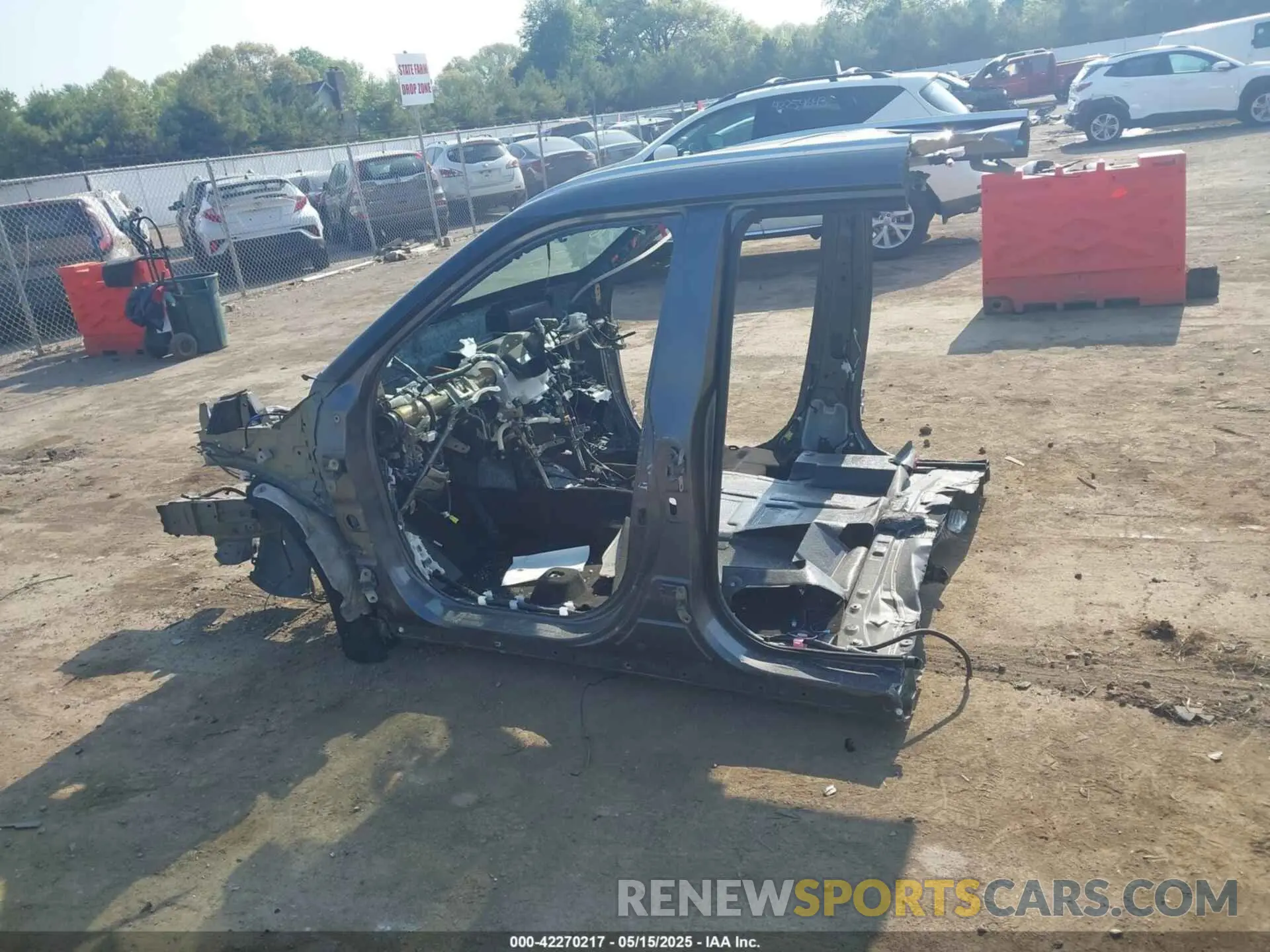 13 fotografías del automóvil dañado 5TDGZRBH3MS533765 TOYOTA HIGHLANDER 2021