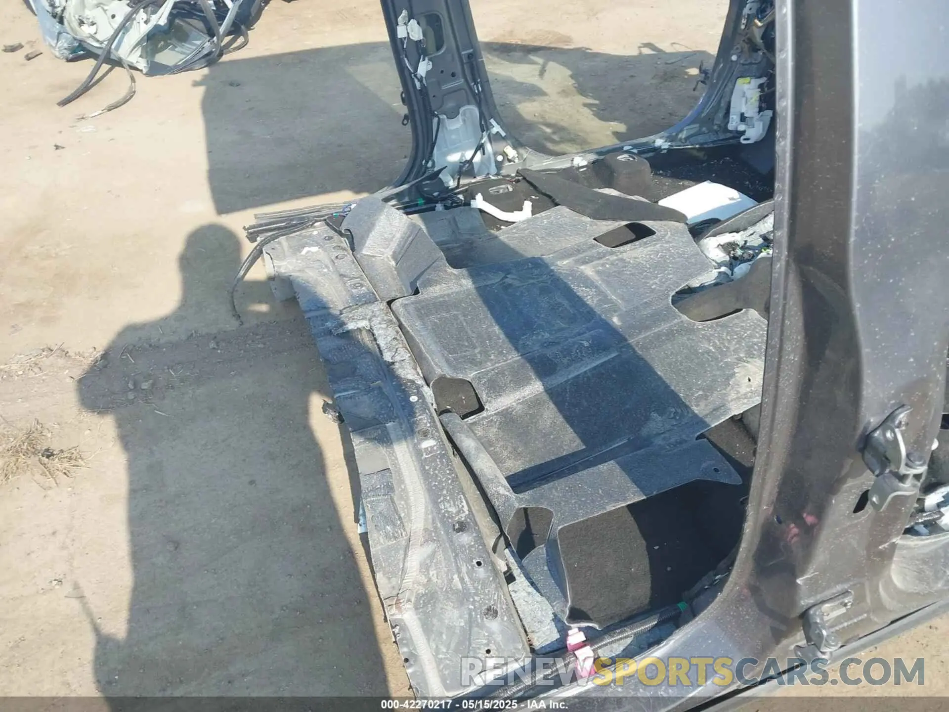 8 fotografías del automóvil dañado 5TDGZRBH3MS533765 TOYOTA HIGHLANDER 2021