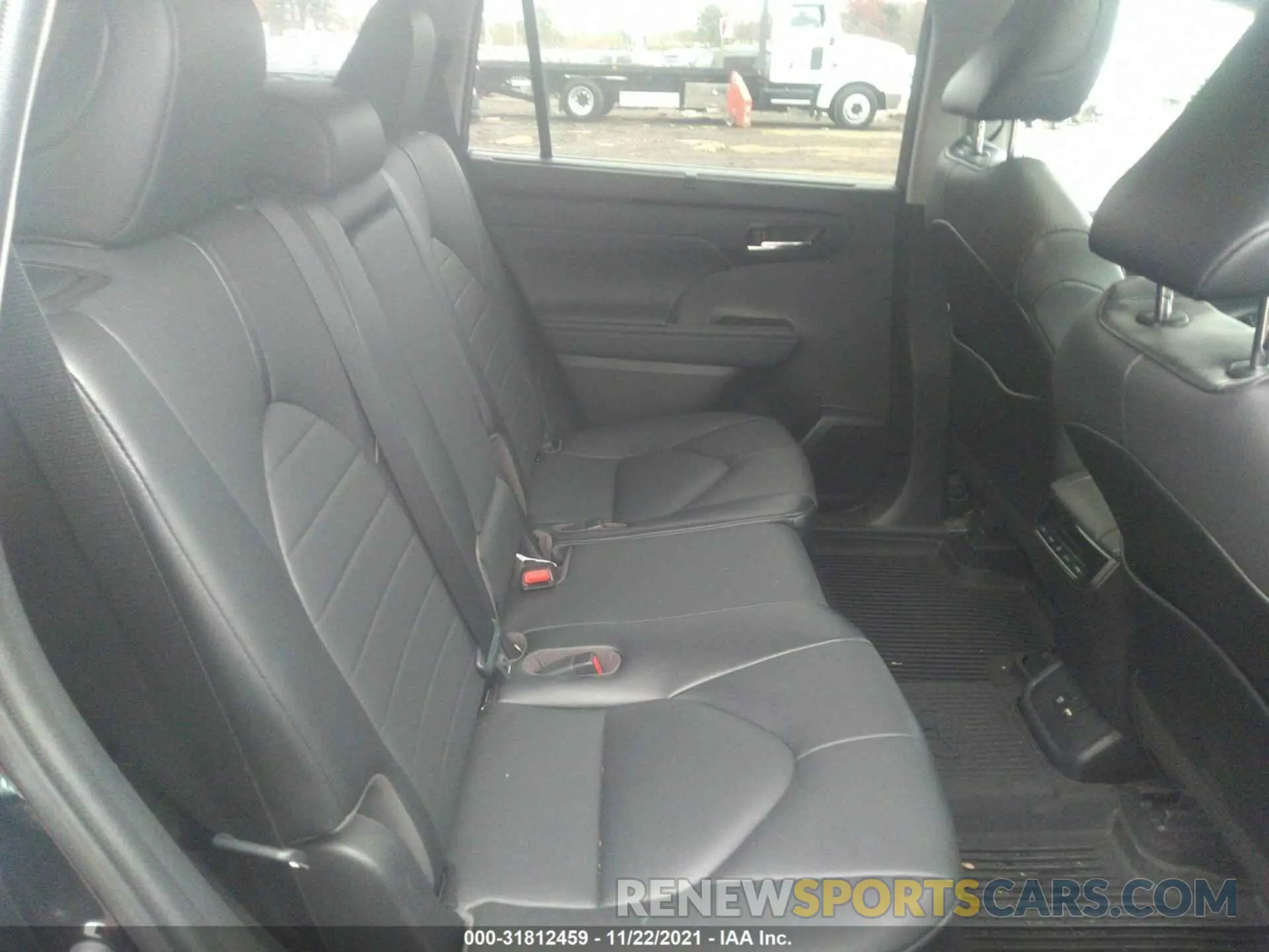8 fotografías del automóvil dañado 5TDGZRBH3MS537024 TOYOTA HIGHLANDER 2021
