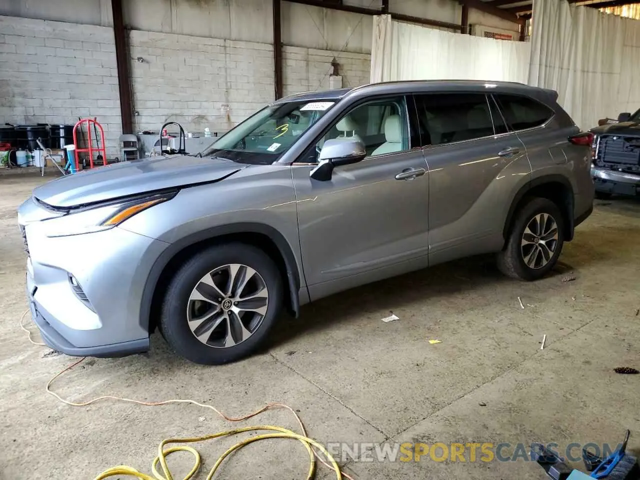 1 fotografías del automóvil dañado 5TDGZRBH4MS110077 TOYOTA HIGHLANDER 2021