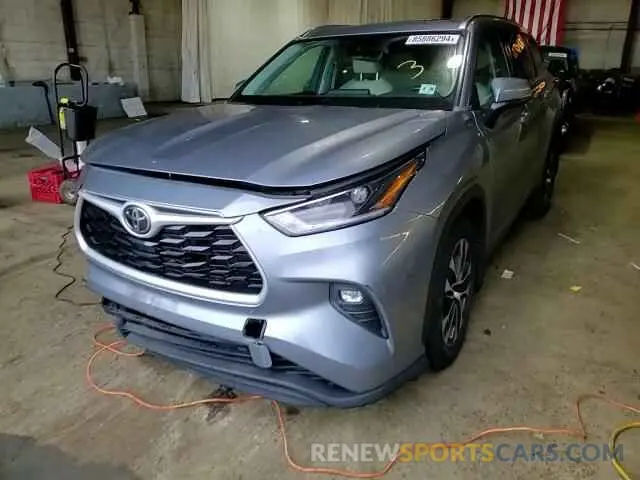11 fotografías del automóvil dañado 5TDGZRBH4MS110077 TOYOTA HIGHLANDER 2021