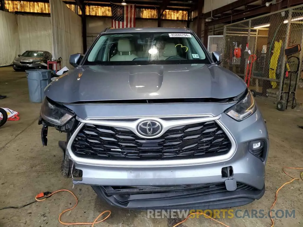 5 fotografías del automóvil dañado 5TDGZRBH4MS110077 TOYOTA HIGHLANDER 2021