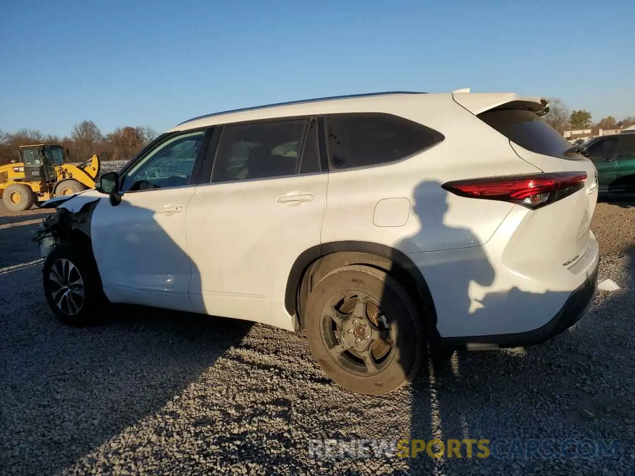 2 fotografías del automóvil dañado 5TDGZRBH5MS061844 TOYOTA HIGHLANDER 2021