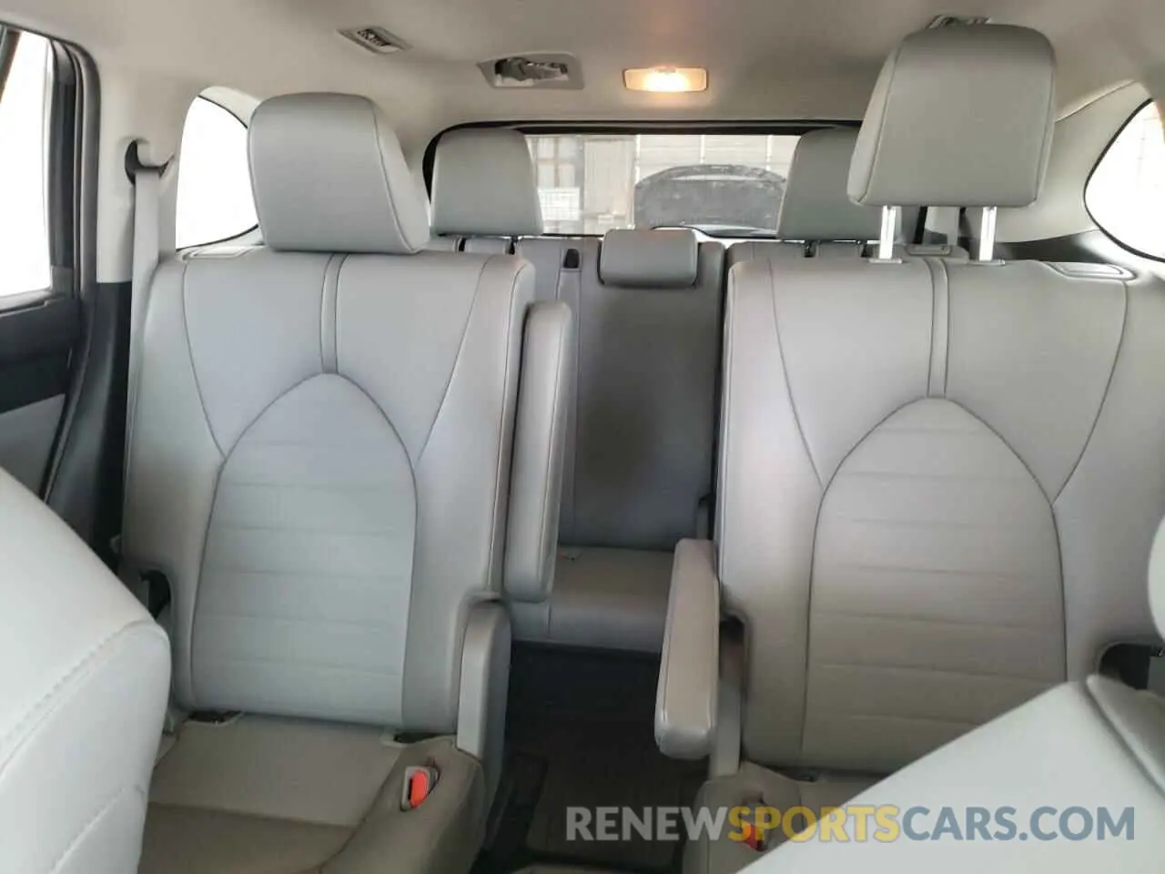 10 fotografías del automóvil dañado 5TDGZRBH5MS084881 TOYOTA HIGHLANDER 2021