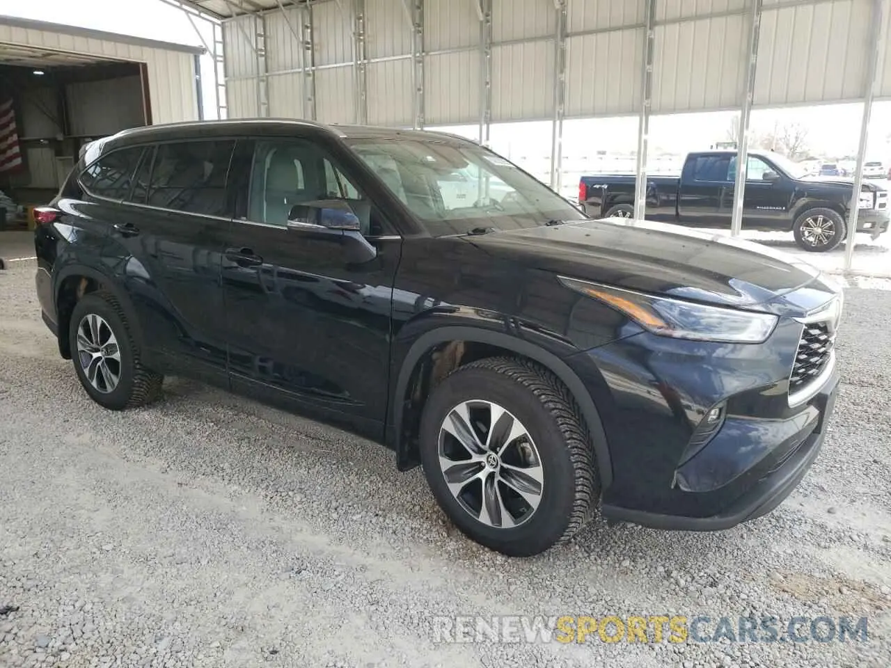 4 fotografías del automóvil dañado 5TDGZRBH5MS084881 TOYOTA HIGHLANDER 2021