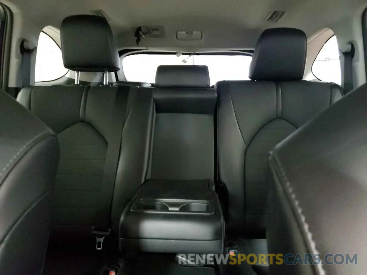 10 fotografías del automóvil dañado 5TDGZRBH5MS103347 TOYOTA HIGHLANDER 2021