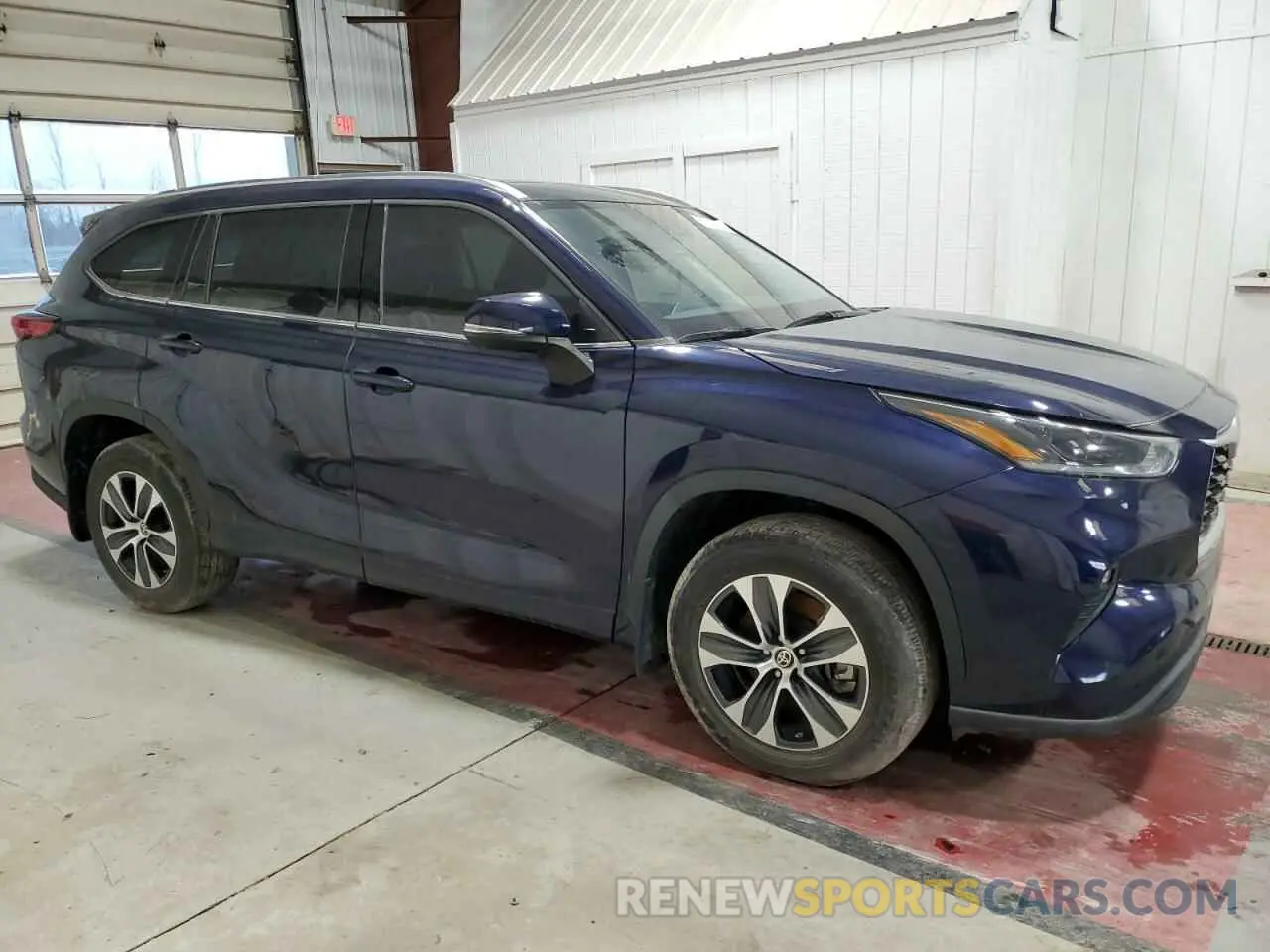4 fotografías del automóvil dañado 5TDGZRBH5MS103347 TOYOTA HIGHLANDER 2021