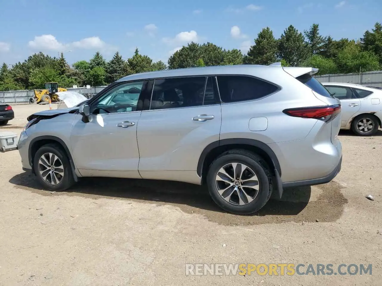 2 fotografías del automóvil dañado 5TDGZRBH6MS056815 TOYOTA HIGHLANDER 2021