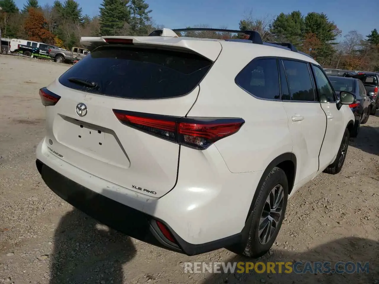 4 fotografías del automóvil dañado 5TDGZRBH6MS097364 TOYOTA HIGHLANDER 2021