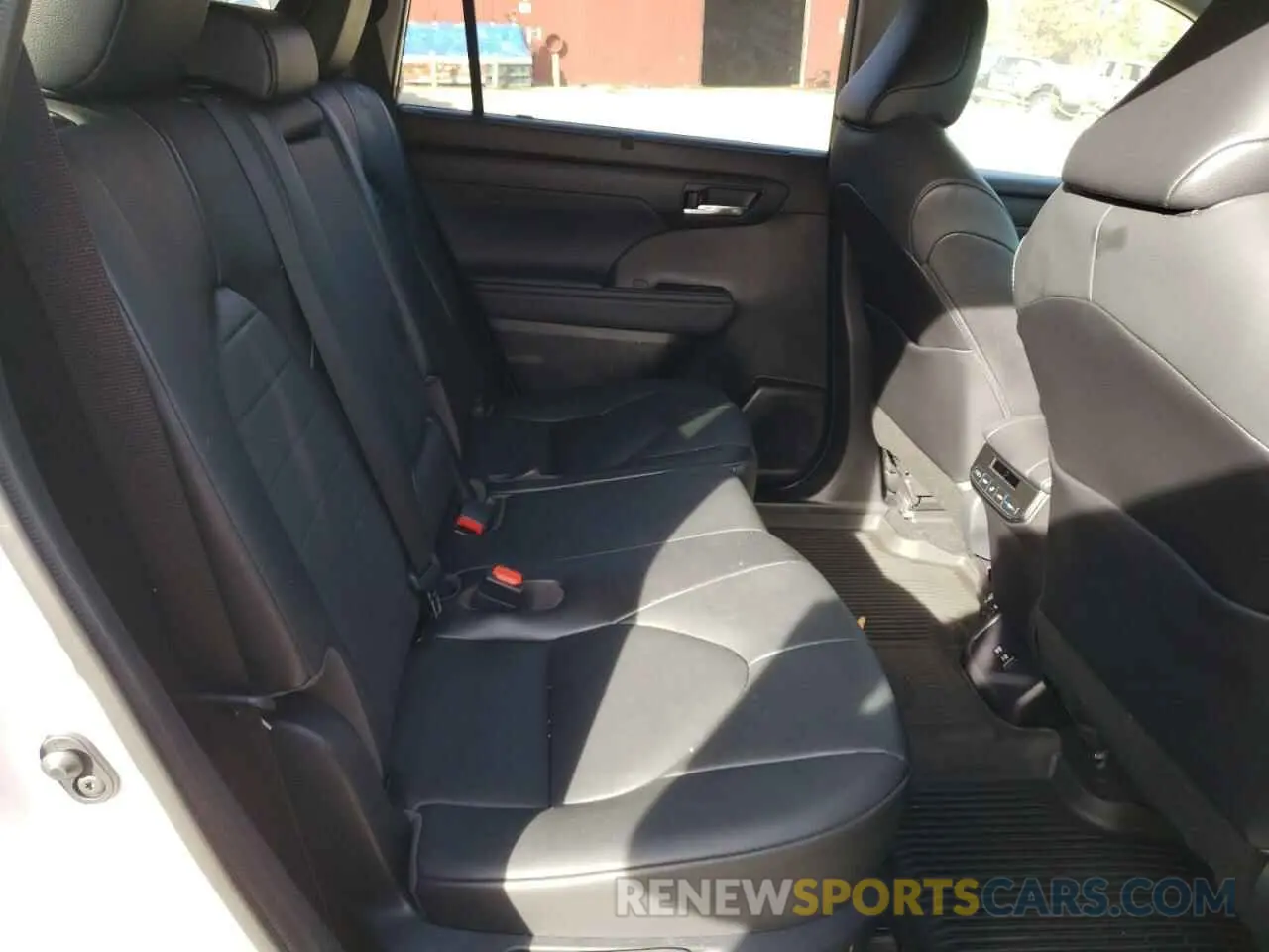 6 fotografías del automóvil dañado 5TDGZRBH6MS097364 TOYOTA HIGHLANDER 2021