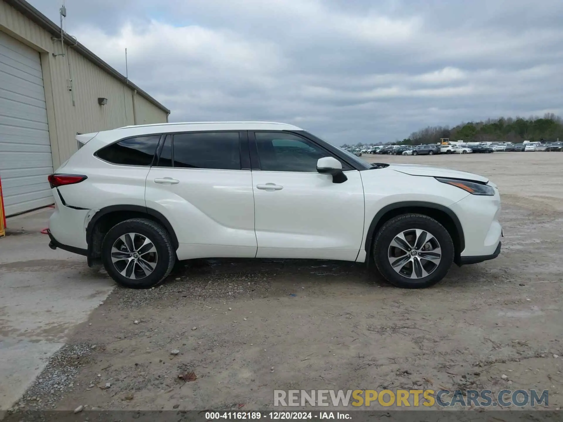 14 fotografías del automóvil dañado 5TDGZRBH6MS113921 TOYOTA HIGHLANDER 2021