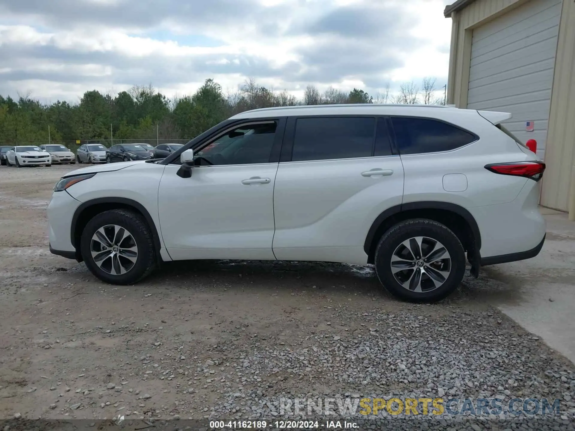 15 fotografías del automóvil dañado 5TDGZRBH6MS113921 TOYOTA HIGHLANDER 2021