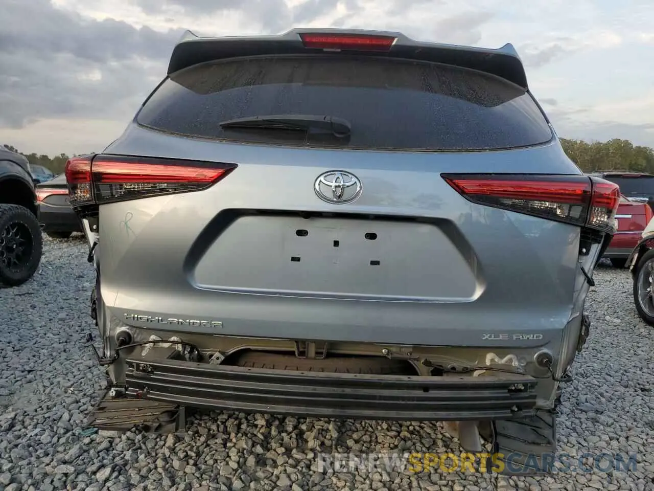 6 fotografías del automóvil dañado 5TDGZRBH6MS144585 TOYOTA HIGHLANDER 2021