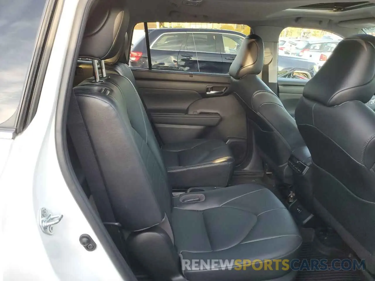 10 fotografías del automóvil dañado 5TDGZRBH7MS063482 TOYOTA HIGHLANDER 2021